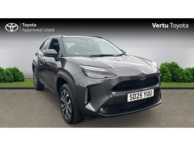 Main listing image - Toyota Yaris Cross