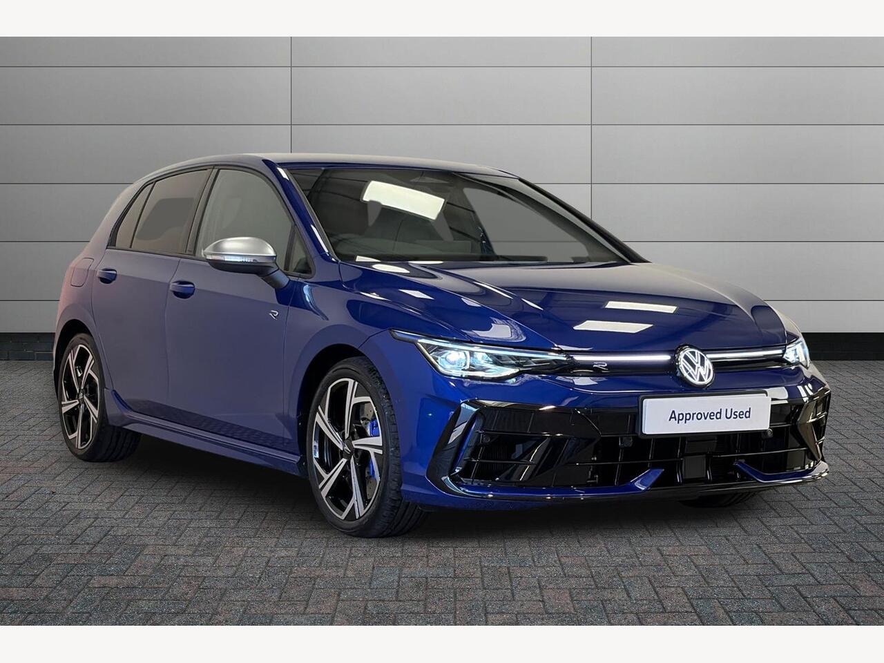 Main listing image - Volkswagen Golf