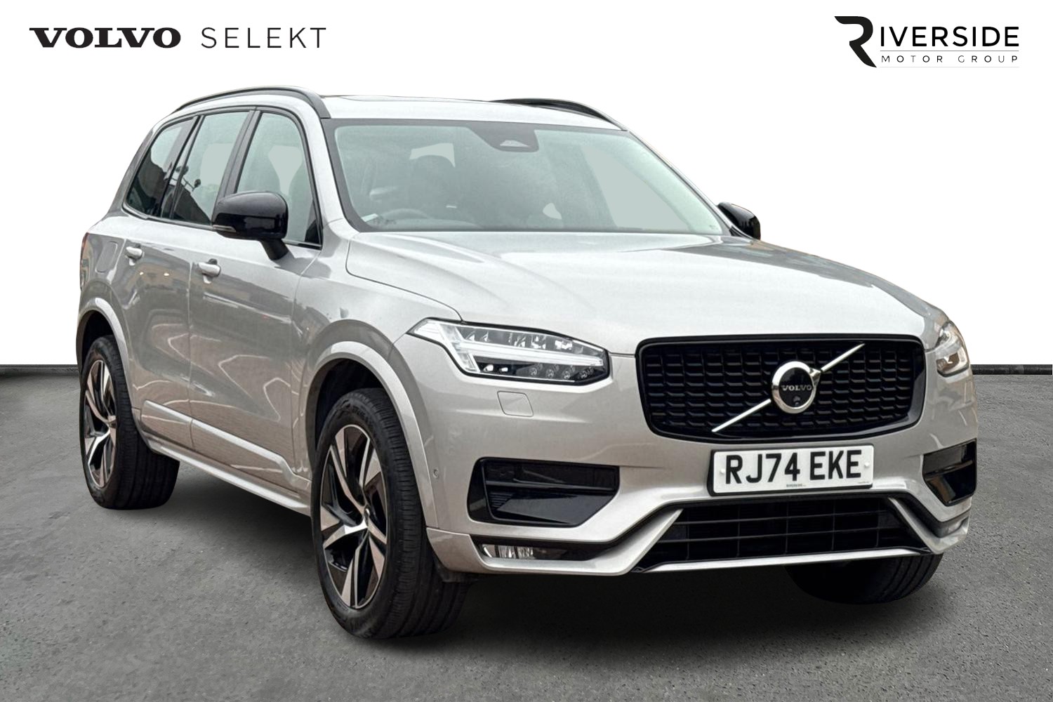Main listing image - Volvo XC90