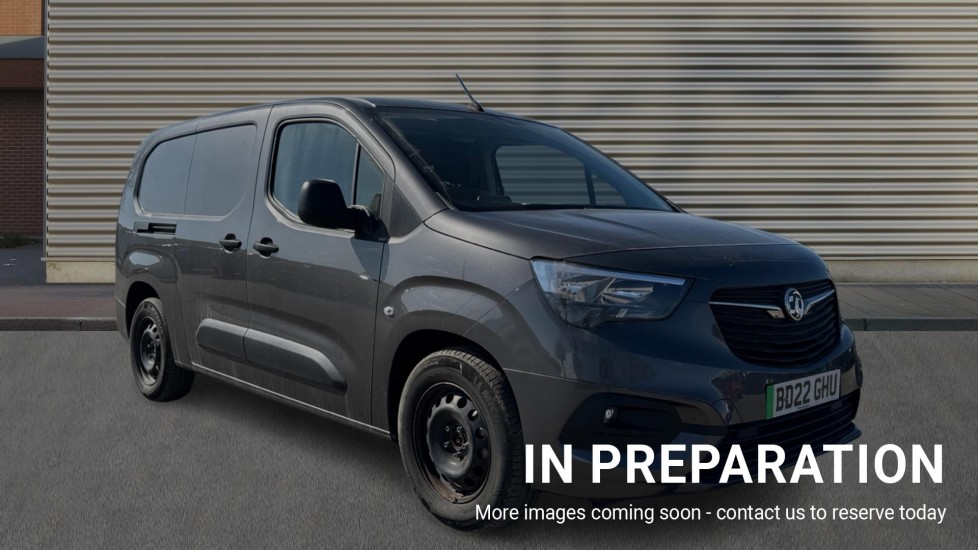 Main listing image - Vauxhall Combo Cargo-e