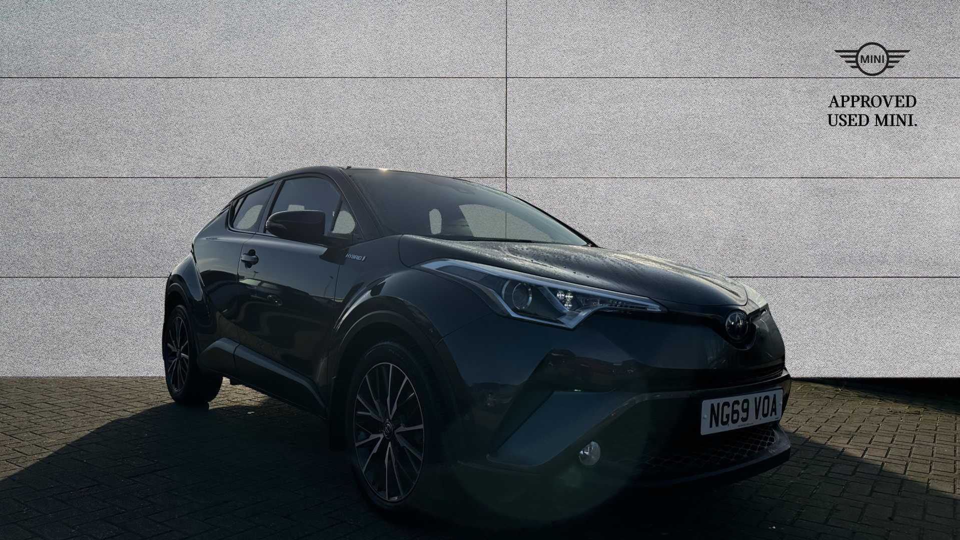 Main listing image - Toyota C-HR