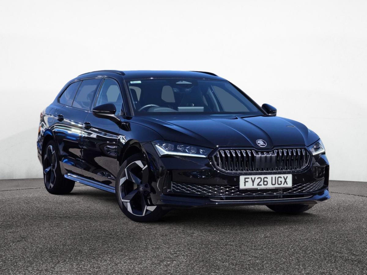 Main listing image - Skoda Superb