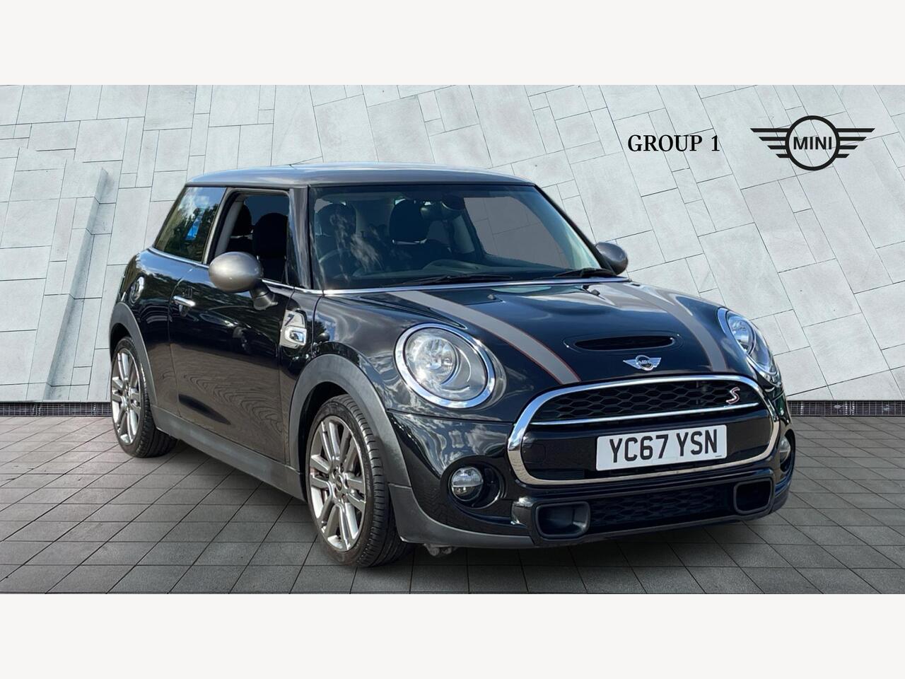 Main listing image - MINI Hatchback