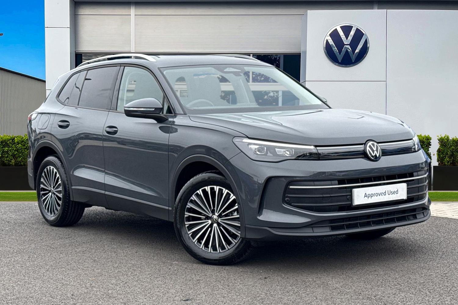 Main listing image - Volkswagen Tiguan