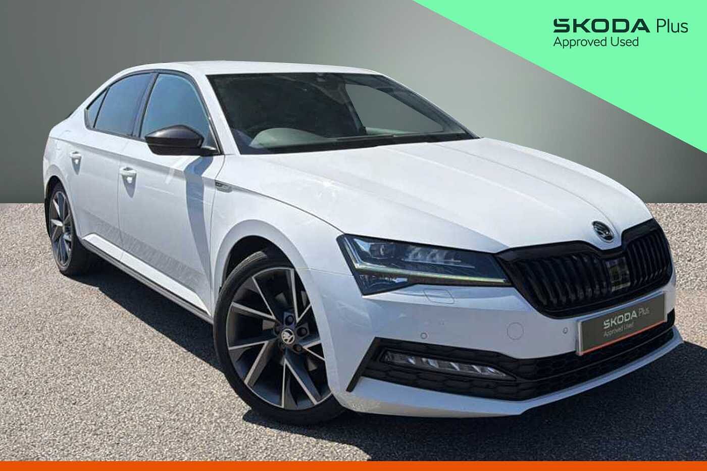Main listing image - Skoda Superb