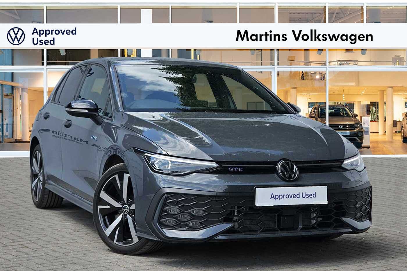 Main listing image - Volkswagen Golf GTE