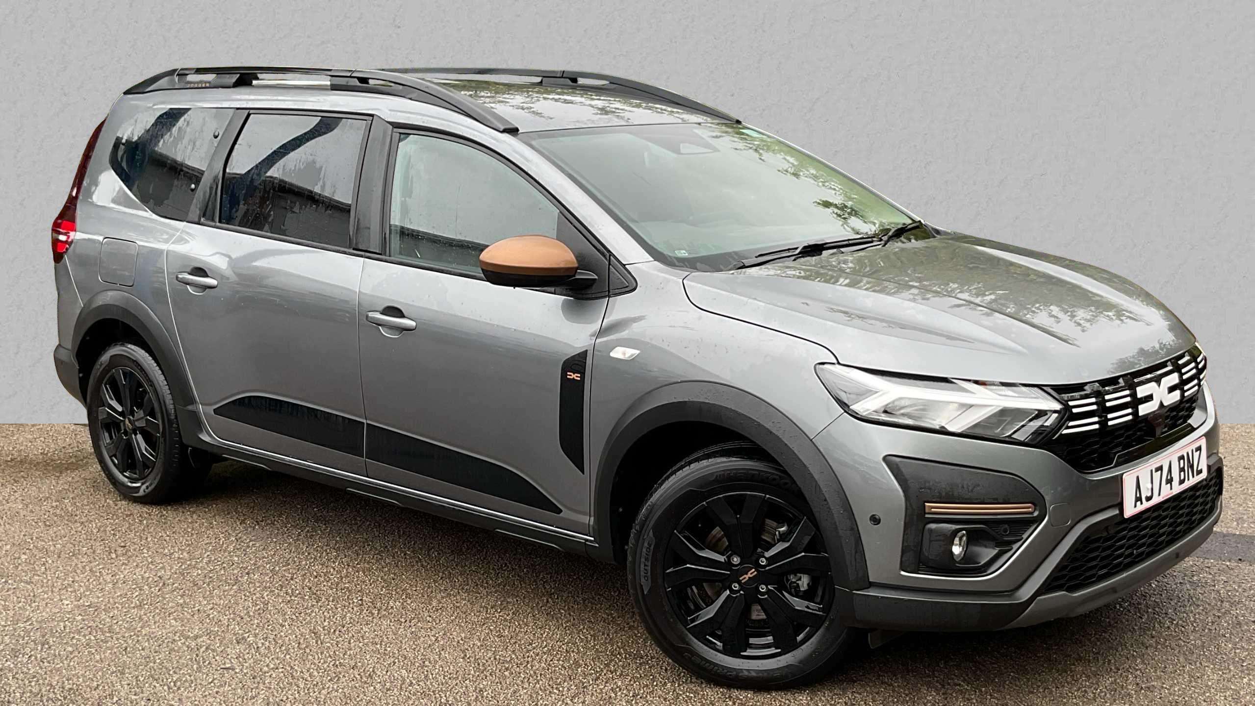 Main listing image - Dacia Jogger