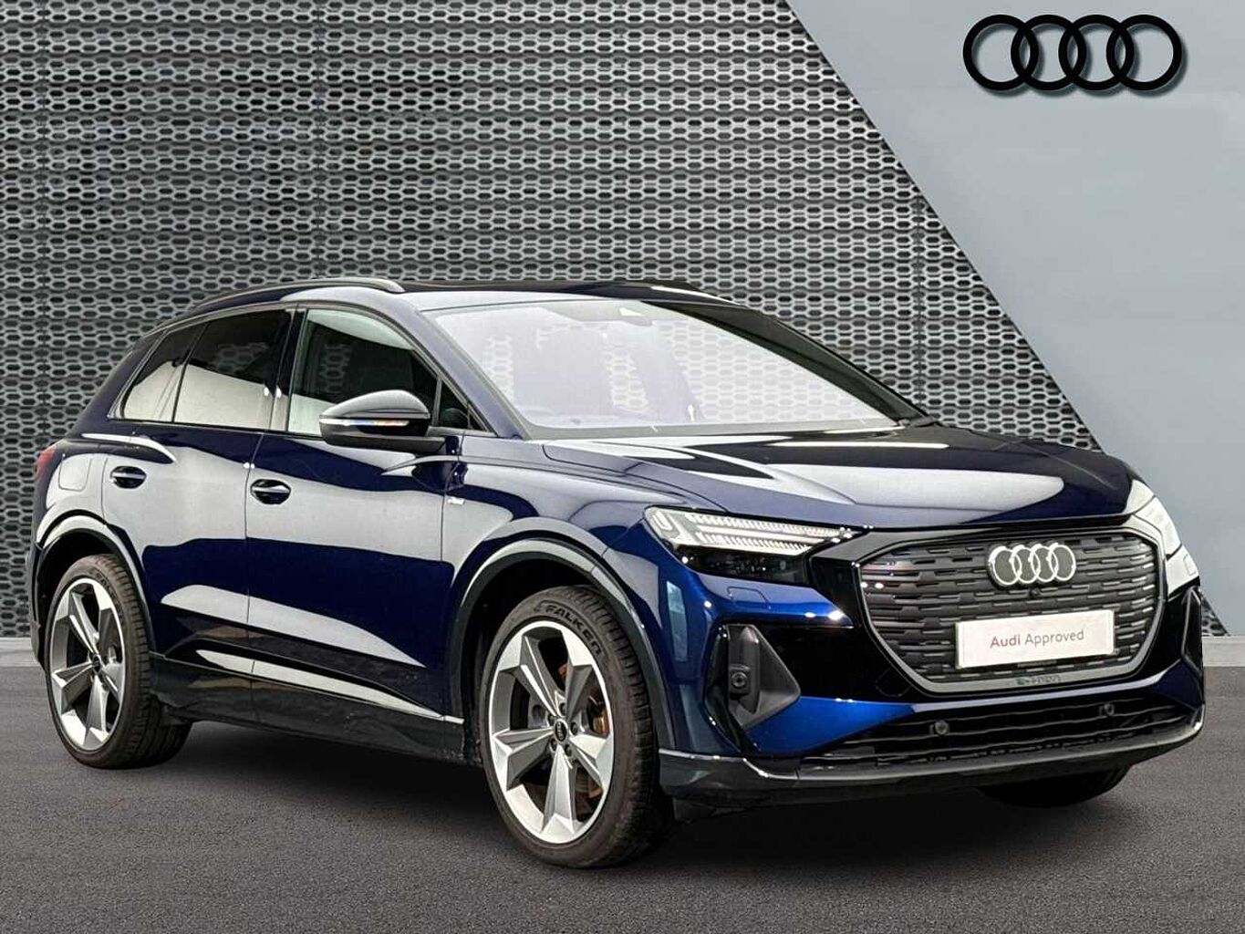 Main listing image - Audi Q4