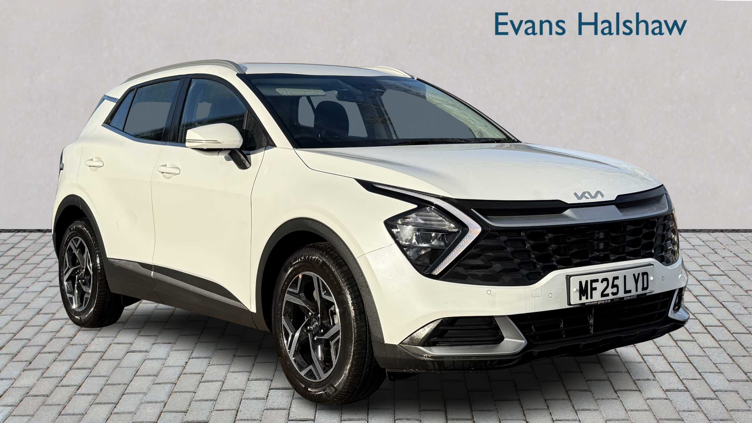 Main listing image - Kia Sportage