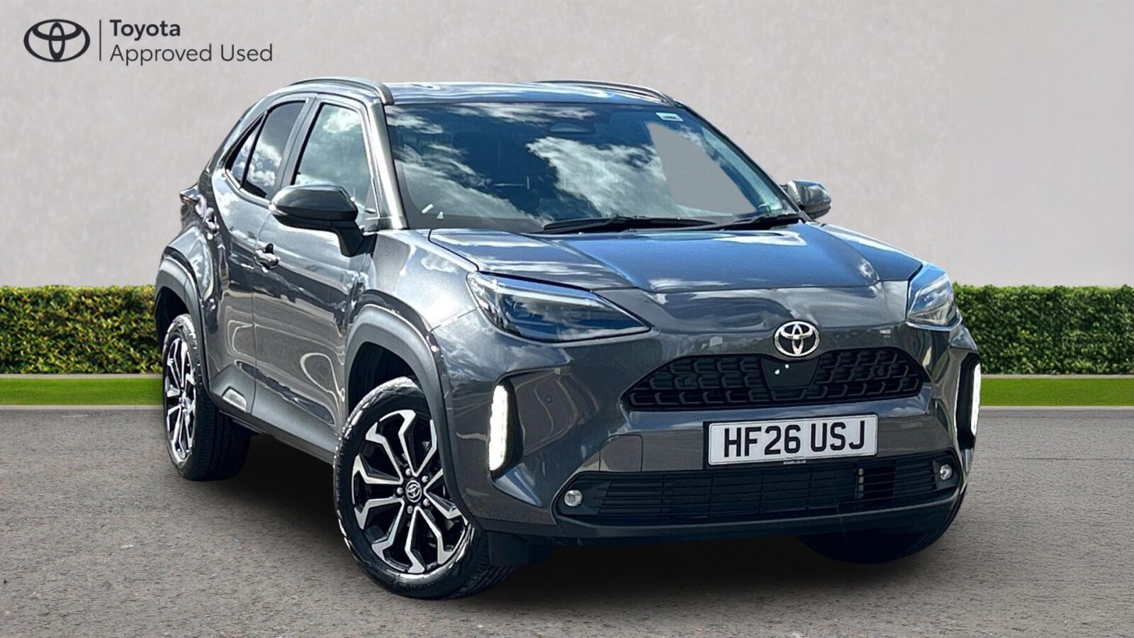 Main listing image - Toyota Yaris Cross