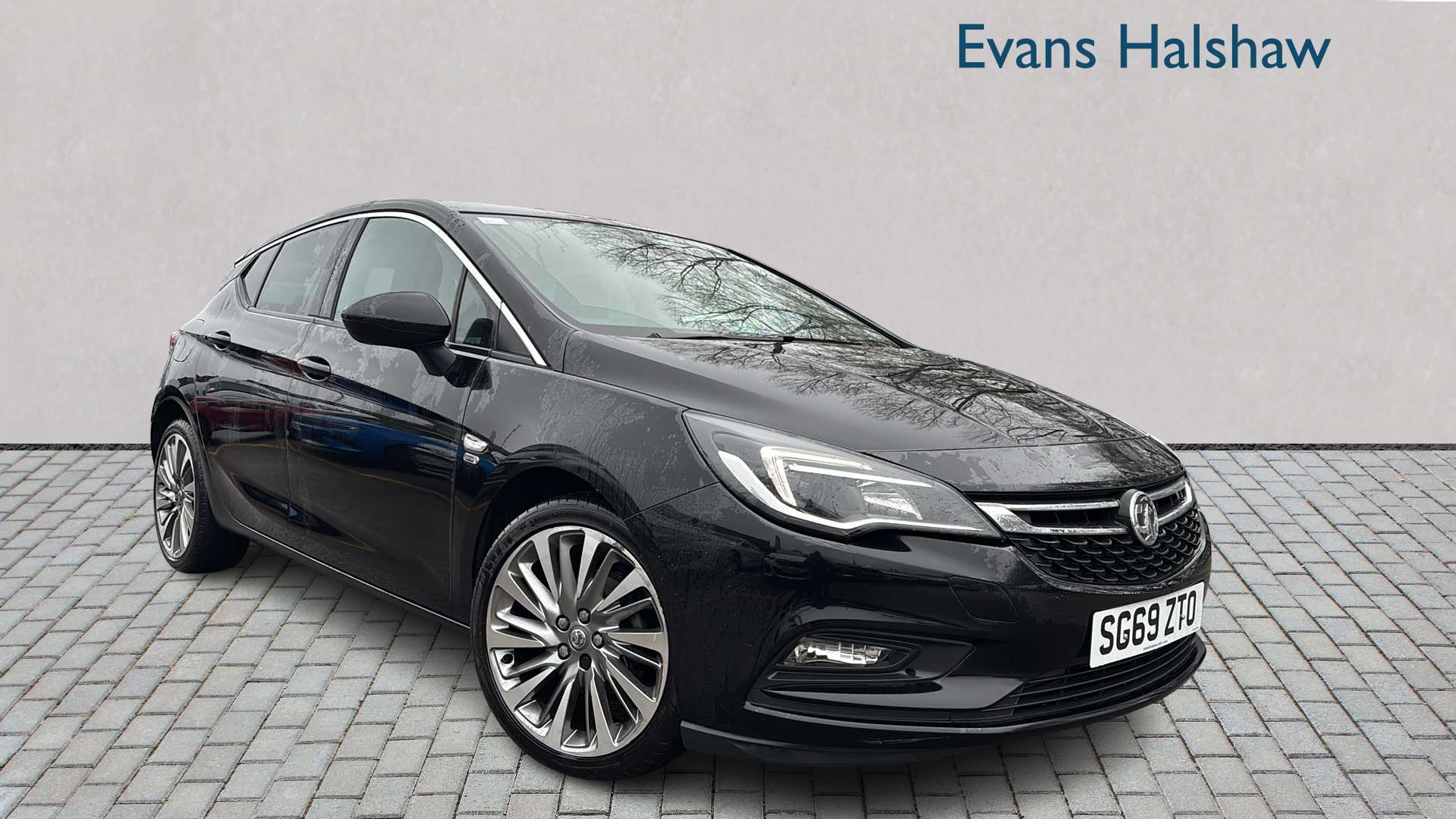 Main listing image - Vauxhall Astra