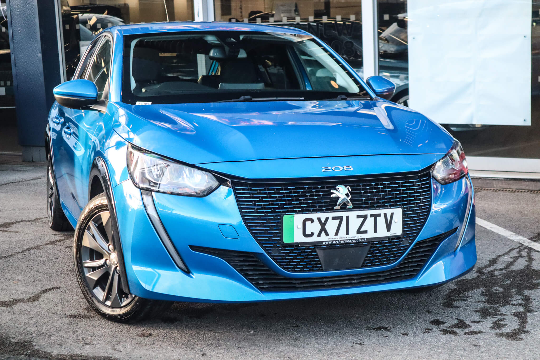 Main listing image - Peugeot e-208