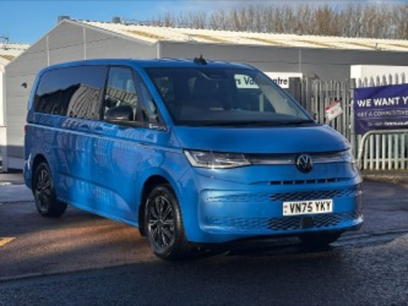 Main listing image - Volkswagen Multivan