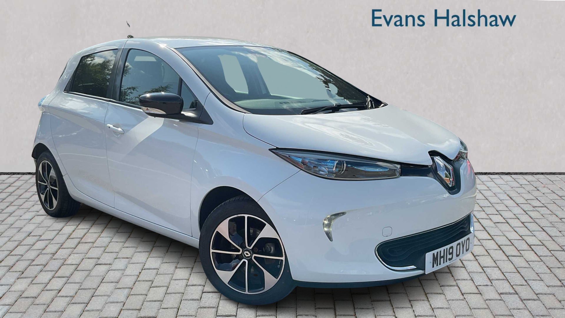 Main listing image - Renault Zoe
