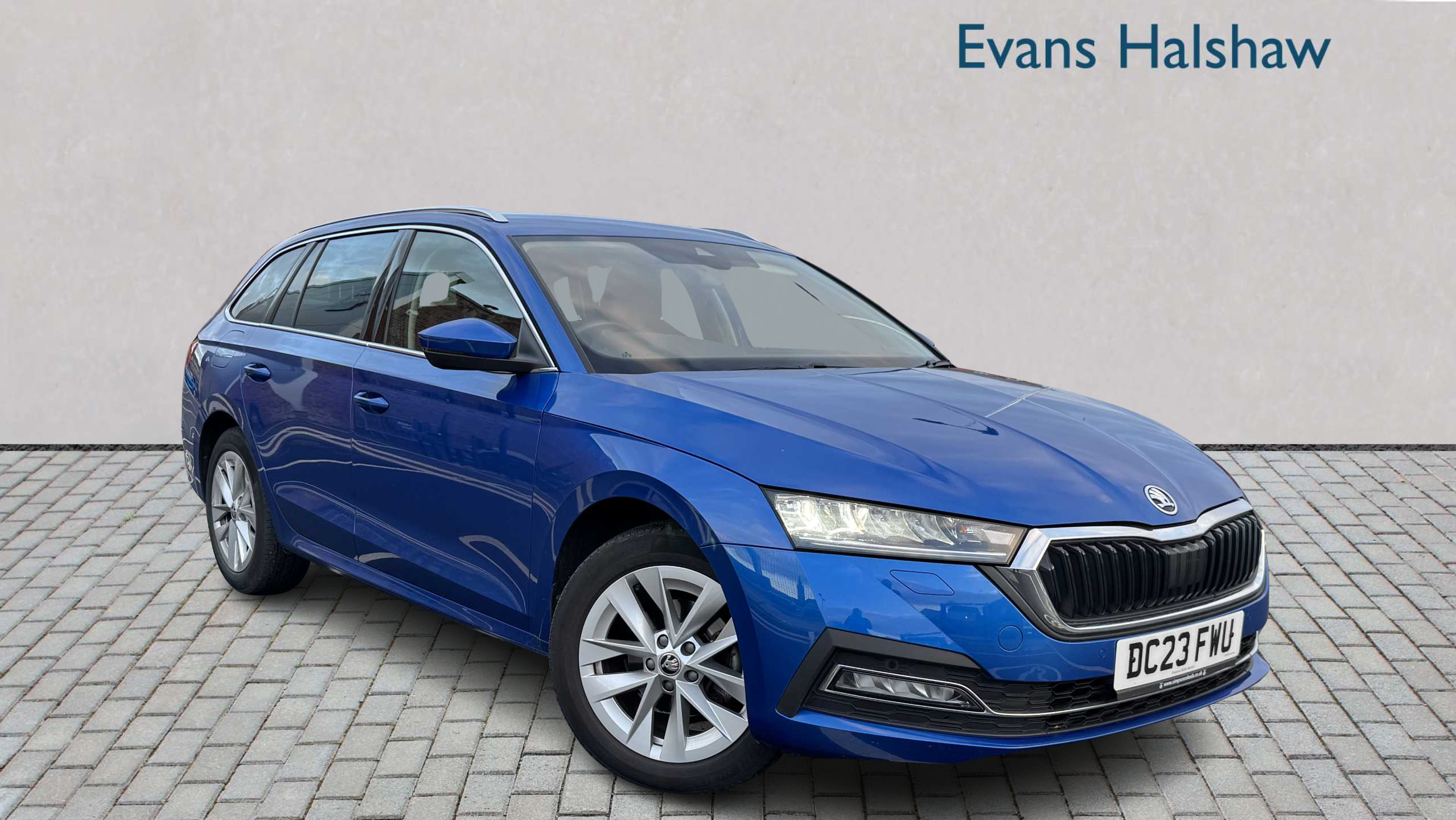 Main listing image - Skoda Octavia Estate