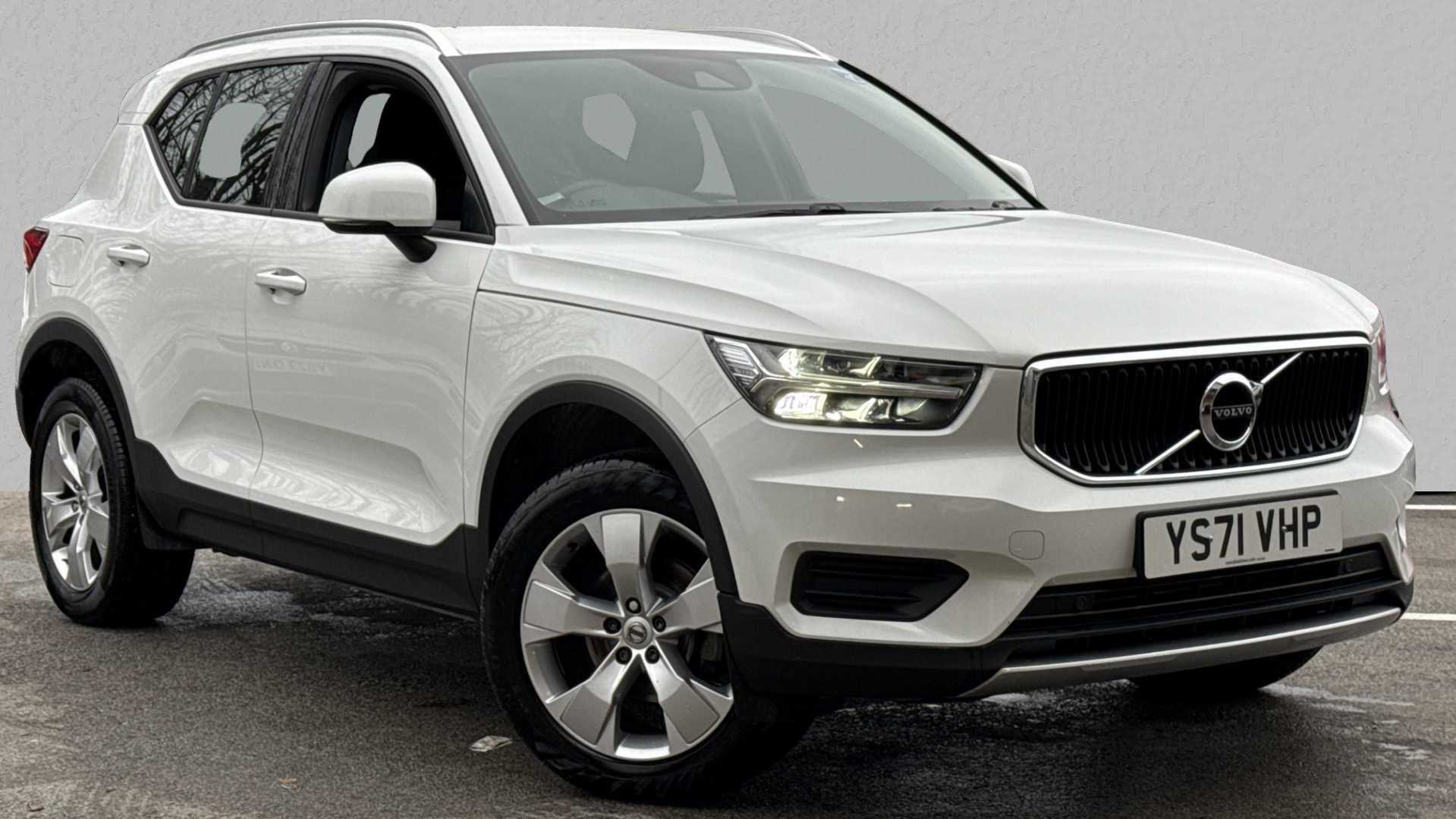 Main listing image - Volvo XC40