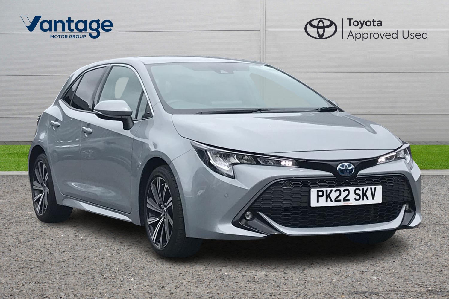 Main listing image - Toyota Corolla