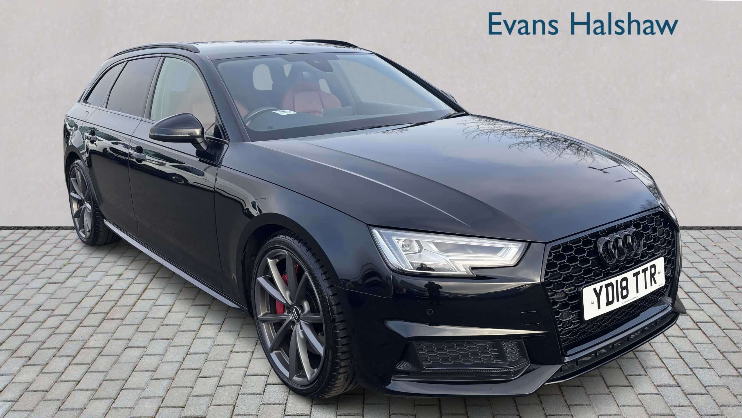 Main listing image - Audi S4