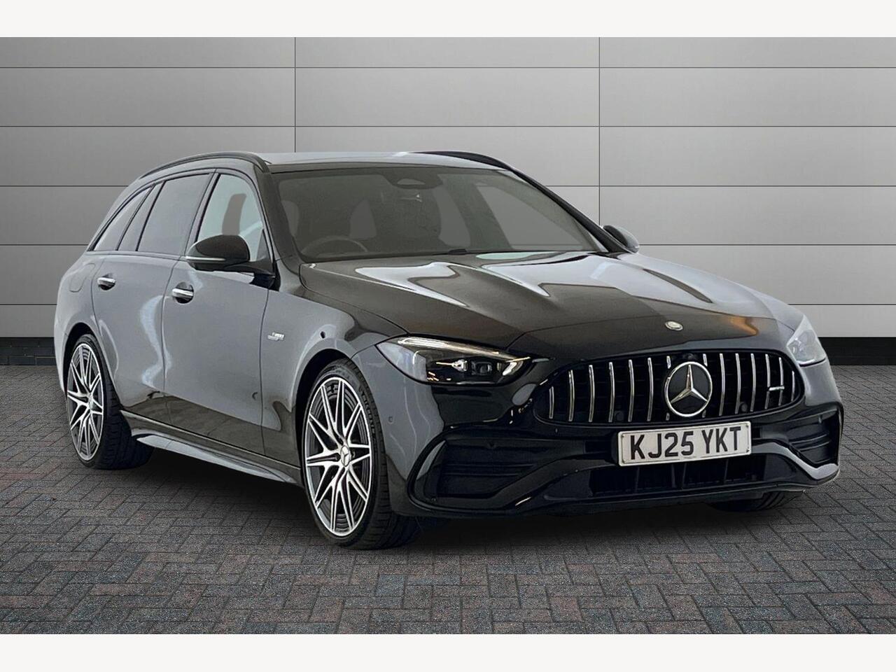 Main listing image - Mercedes-Benz C-Class Estate