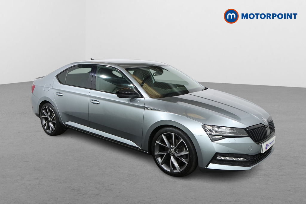 Main listing image - Skoda Superb