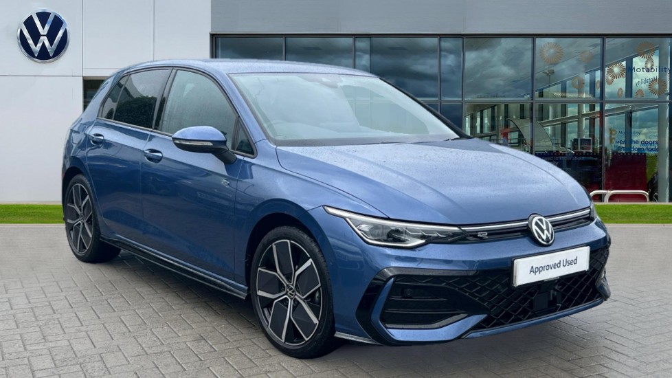 Main listing image - Volkswagen Golf