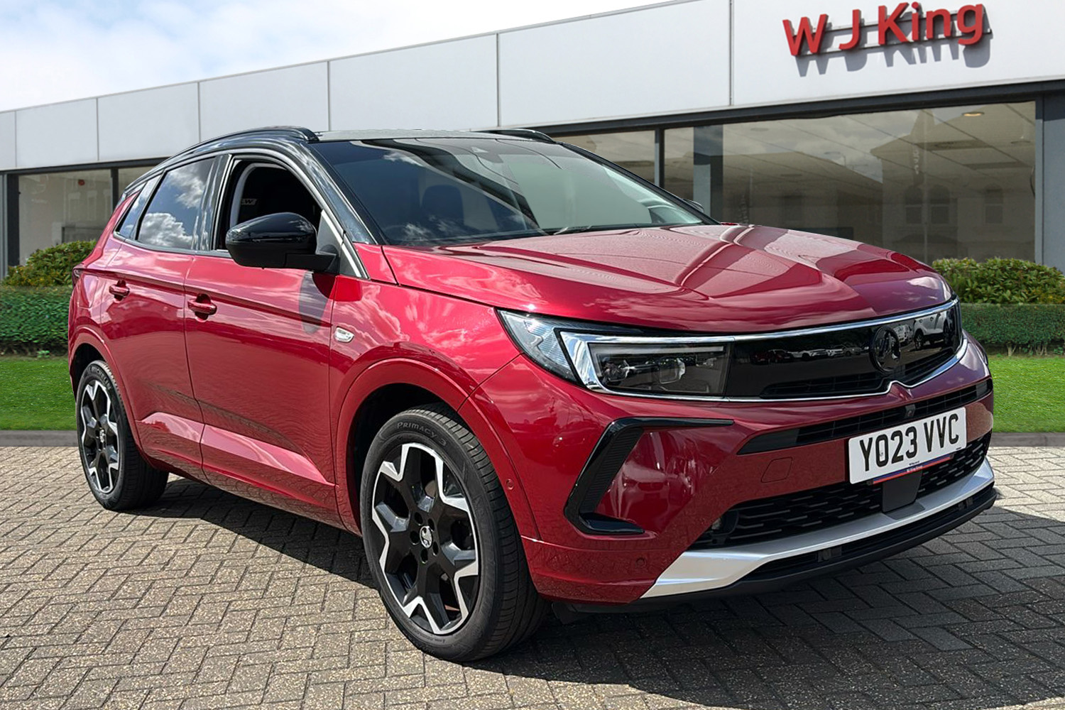 Main listing image - Vauxhall Grandland