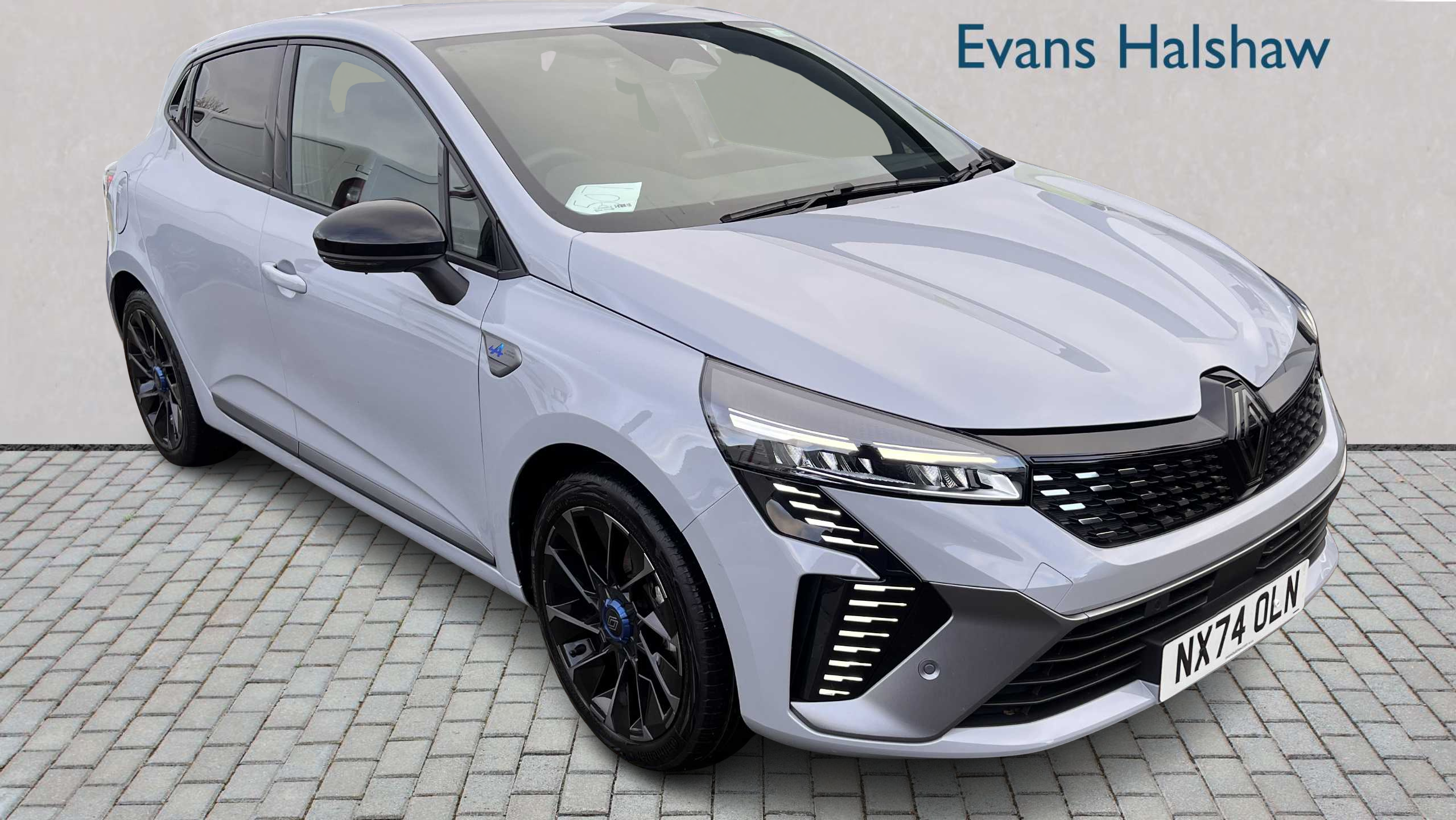 Main listing image - Renault Clio