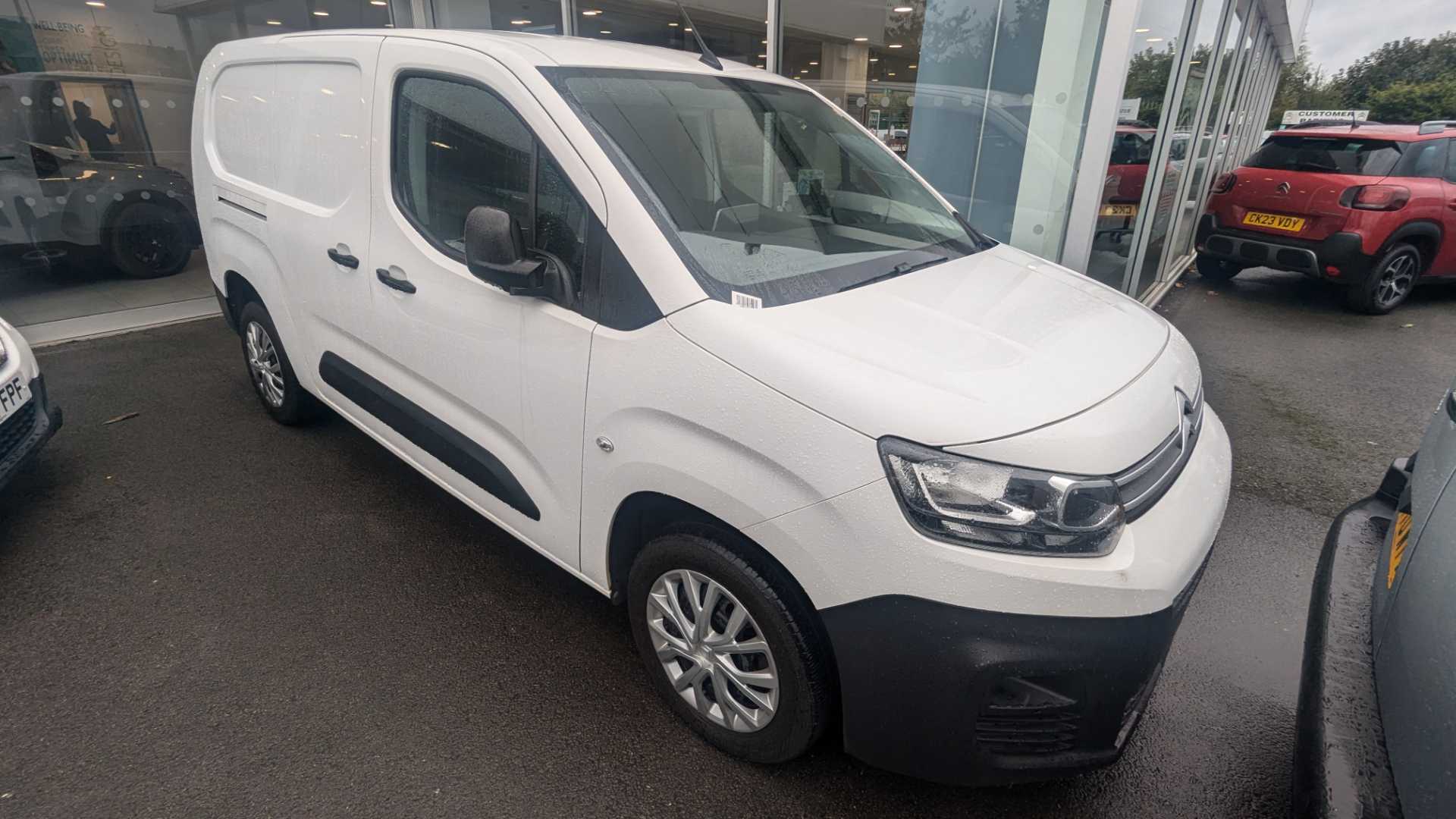 Main listing image - Citroen Berlingo Van