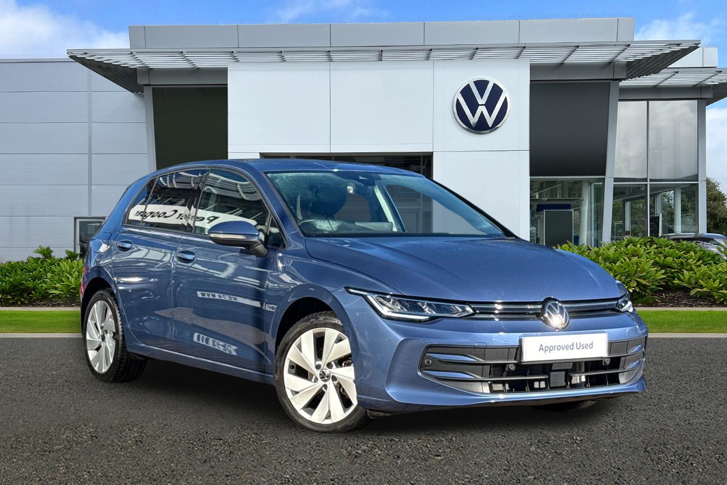 Main listing image - Volkswagen Golf