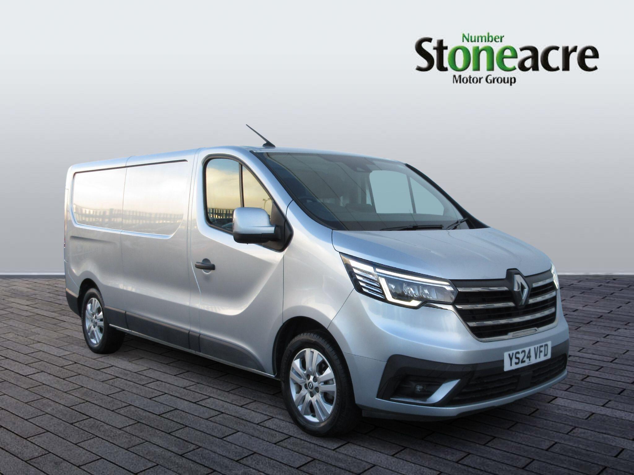 Main listing image - Renault Trafic