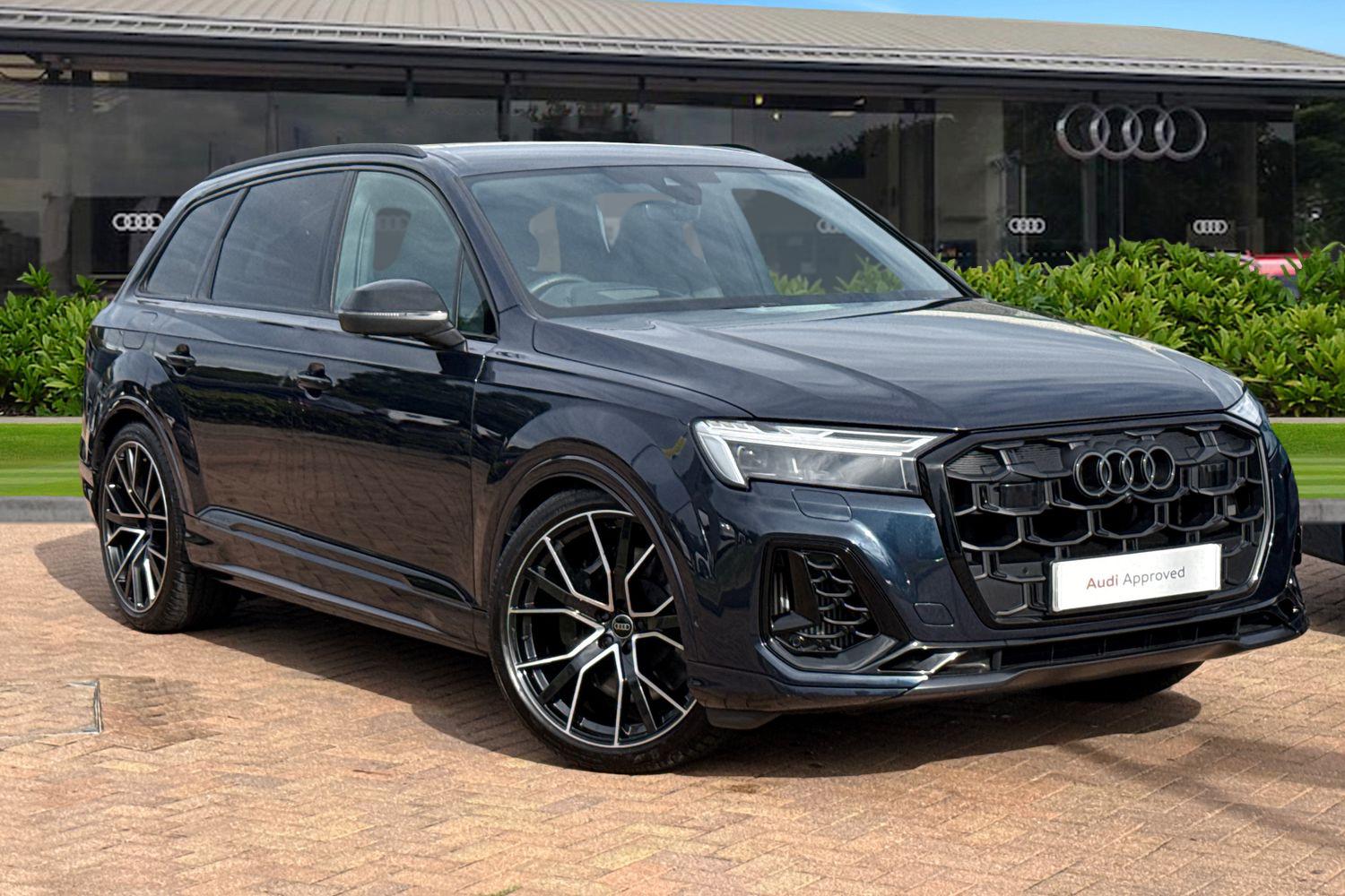 Main listing image - Audi Q7