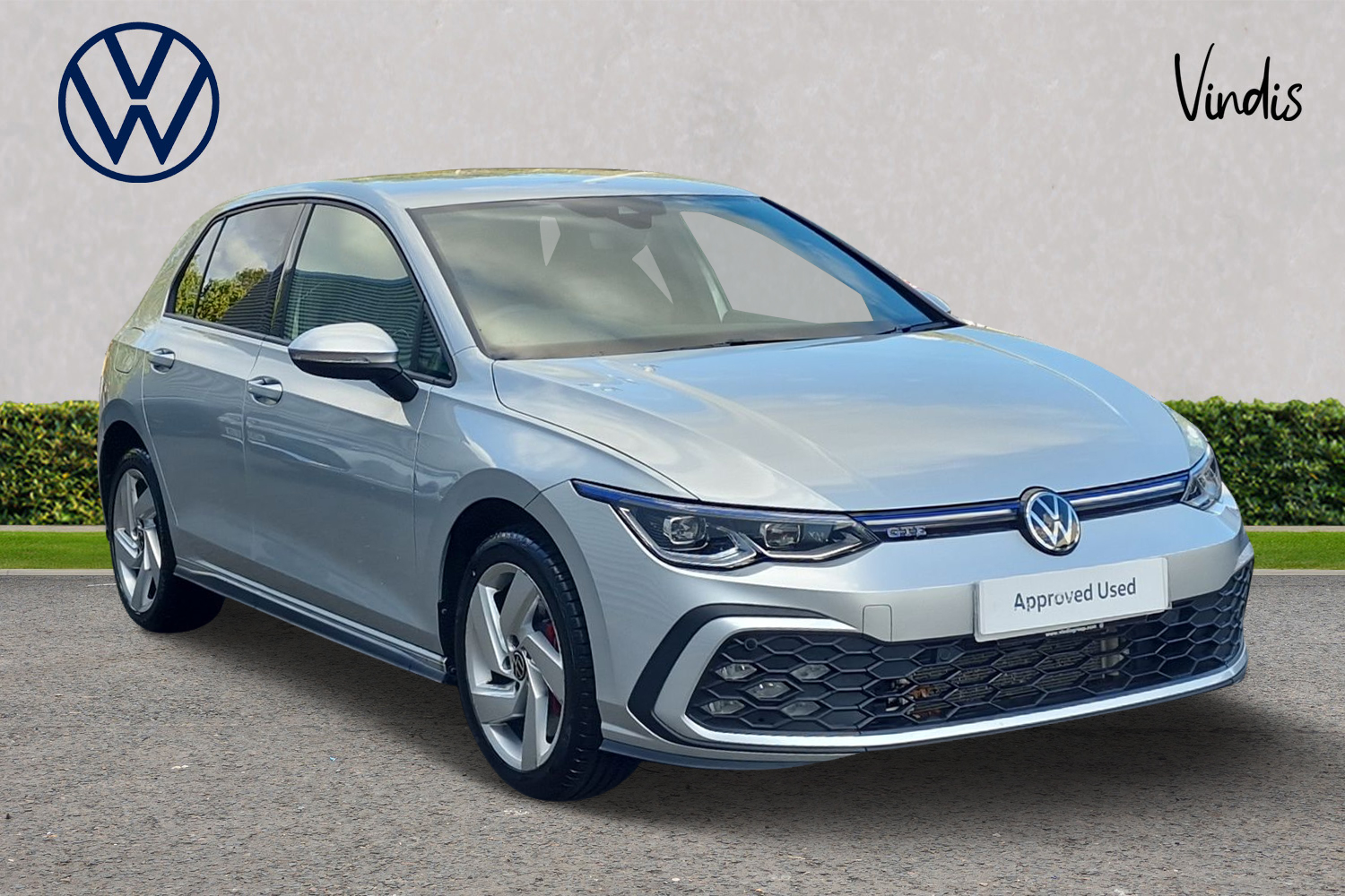 Main listing image - Volkswagen Golf