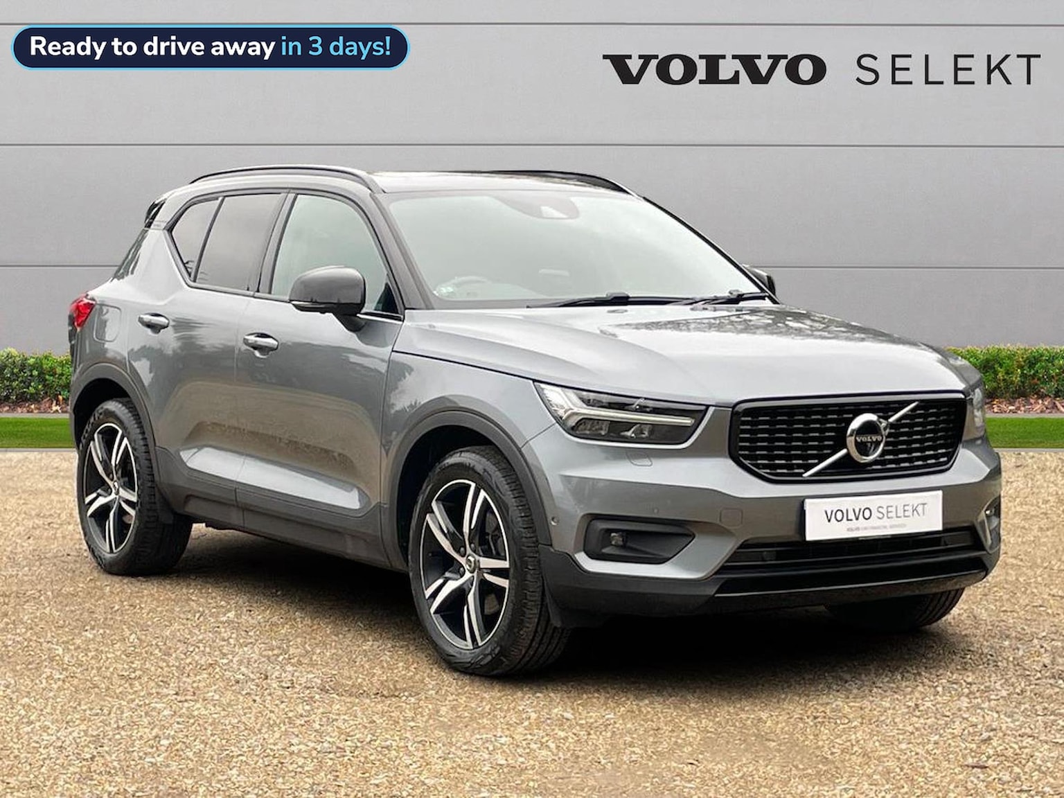 Main listing image - Volvo XC40