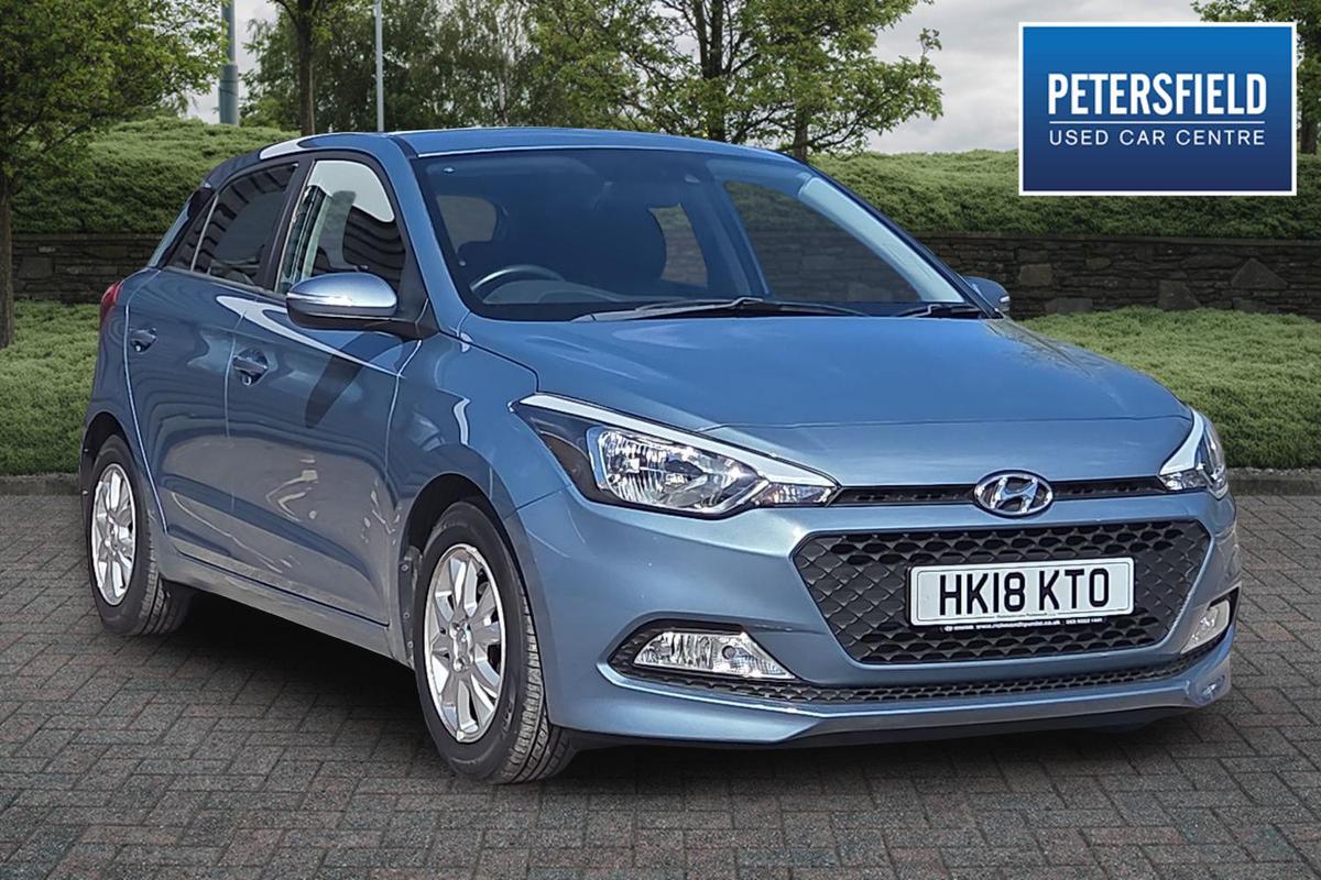 Main listing image - Hyundai i20