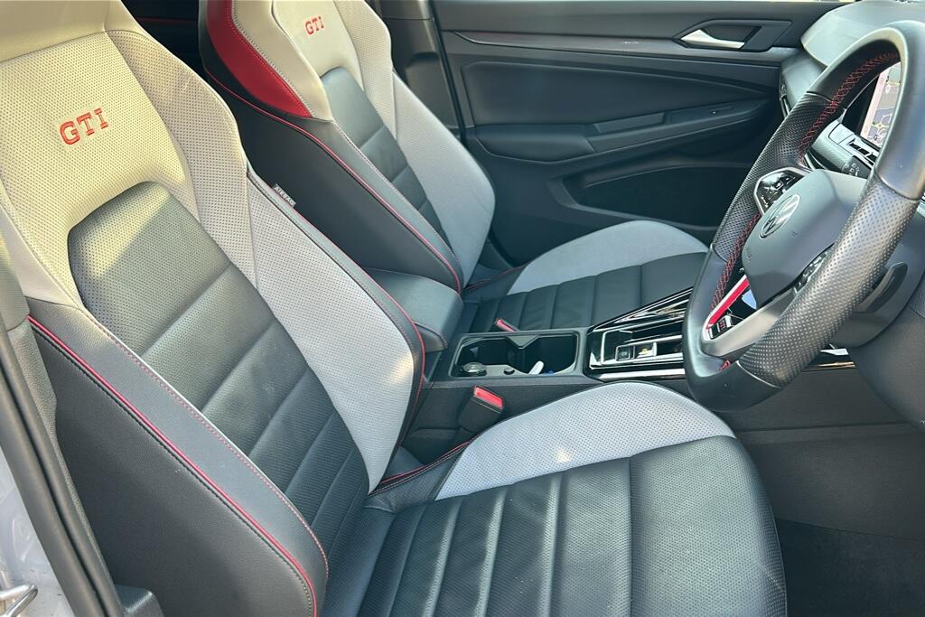 Main listing image - Volkswagen Golf GTI