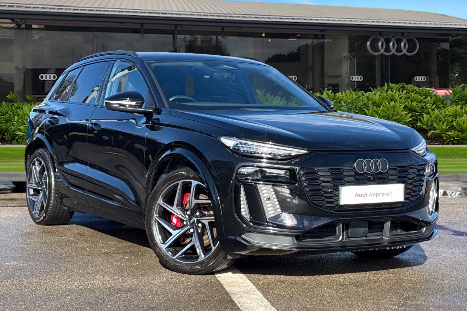 Main listing image - Audi Q6