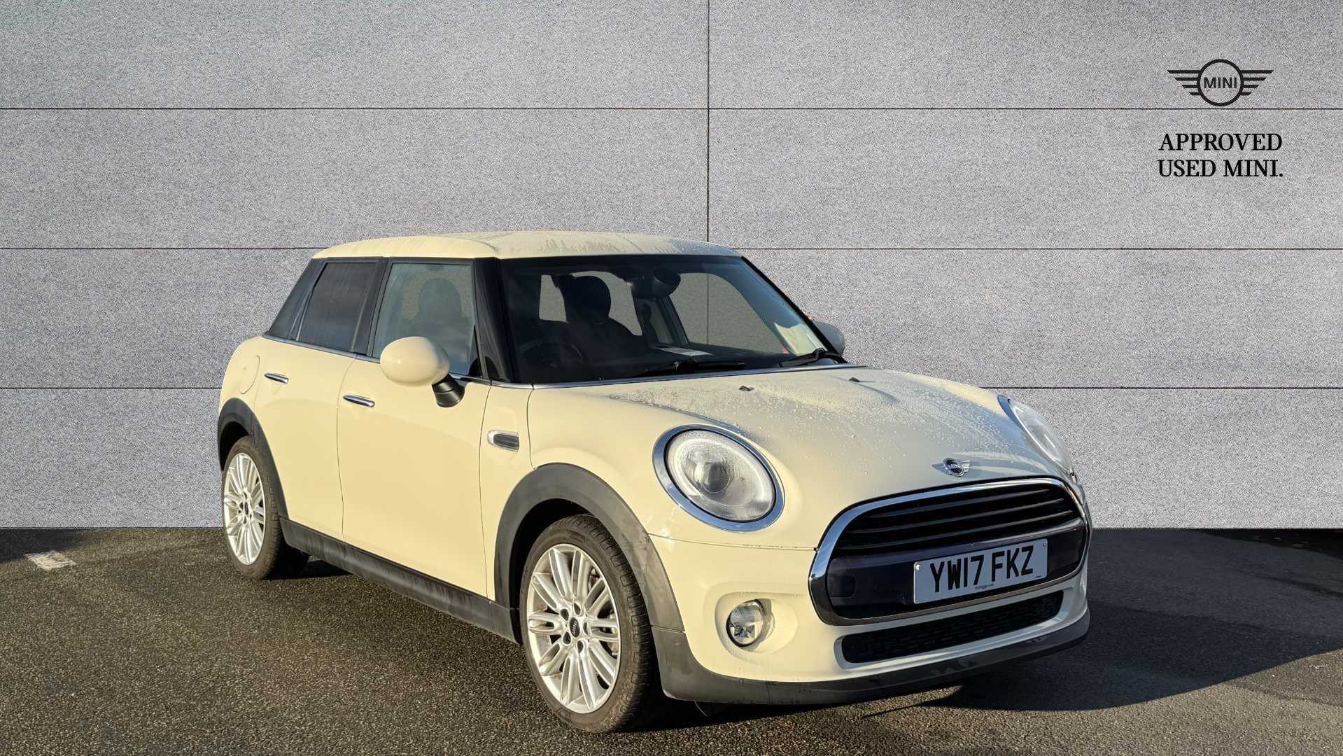 Main listing image - MINI Hatchback 5dr