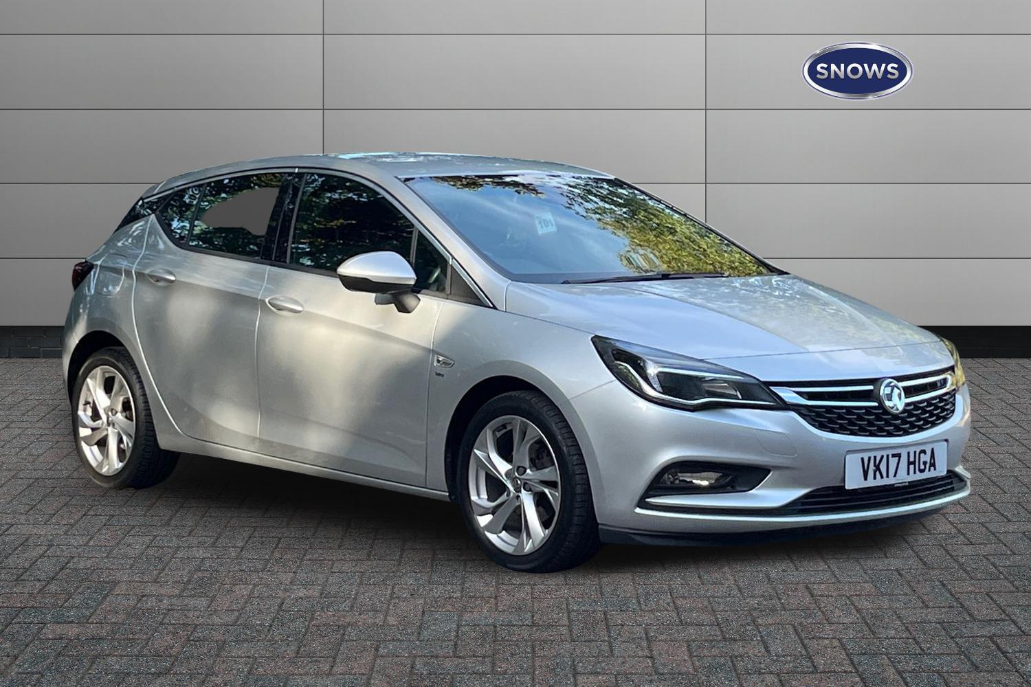 Main listing image - Vauxhall Astra