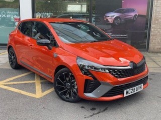 Main listing image - Renault Clio