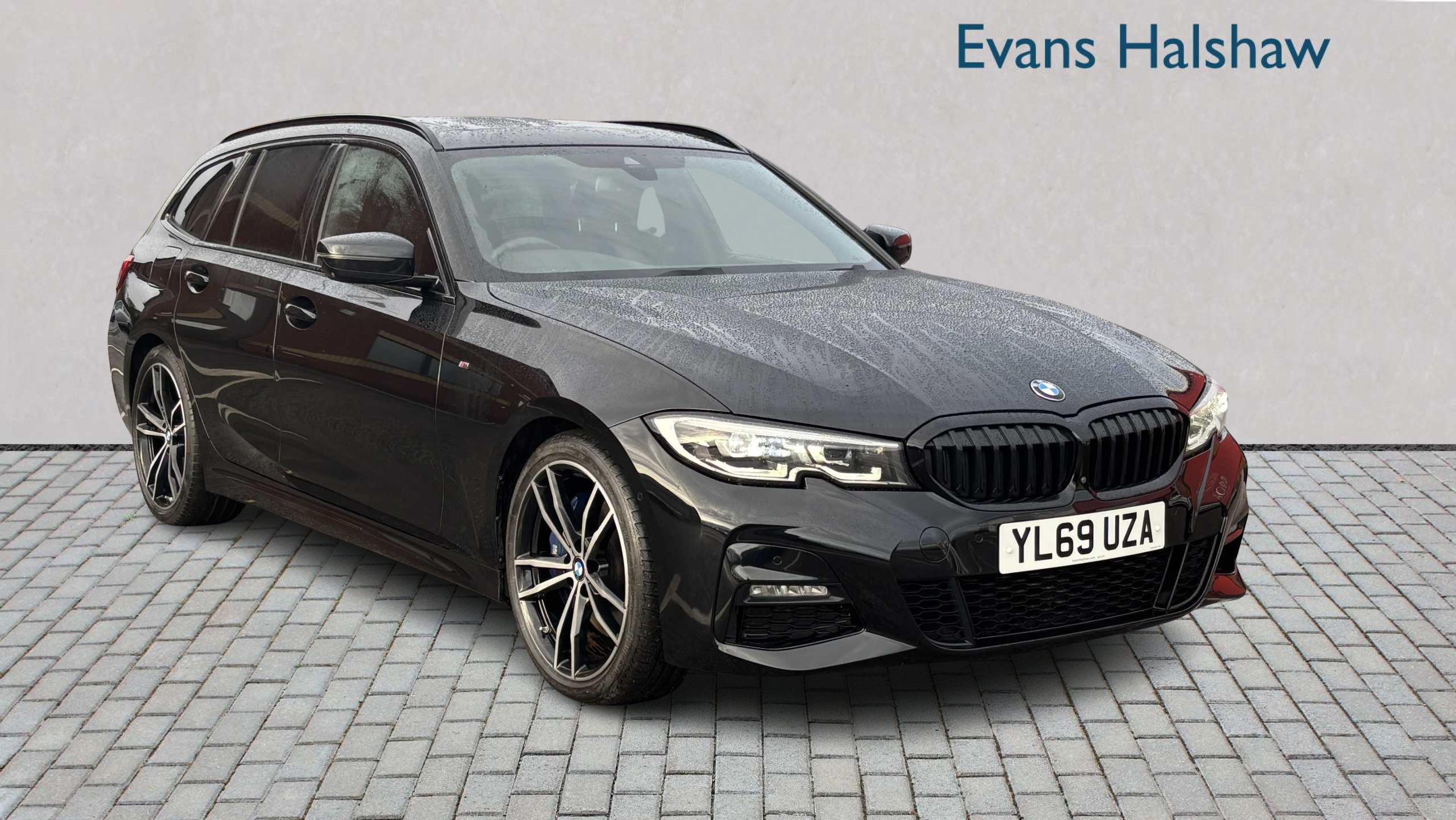 Main listing image - BMW 3 Series Touring