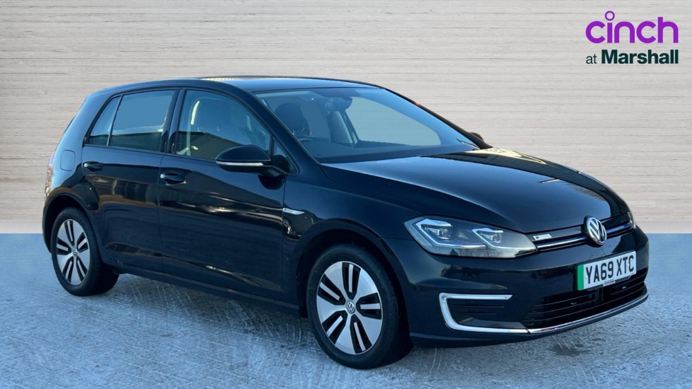 Main listing image - Volkswagen e-Golf