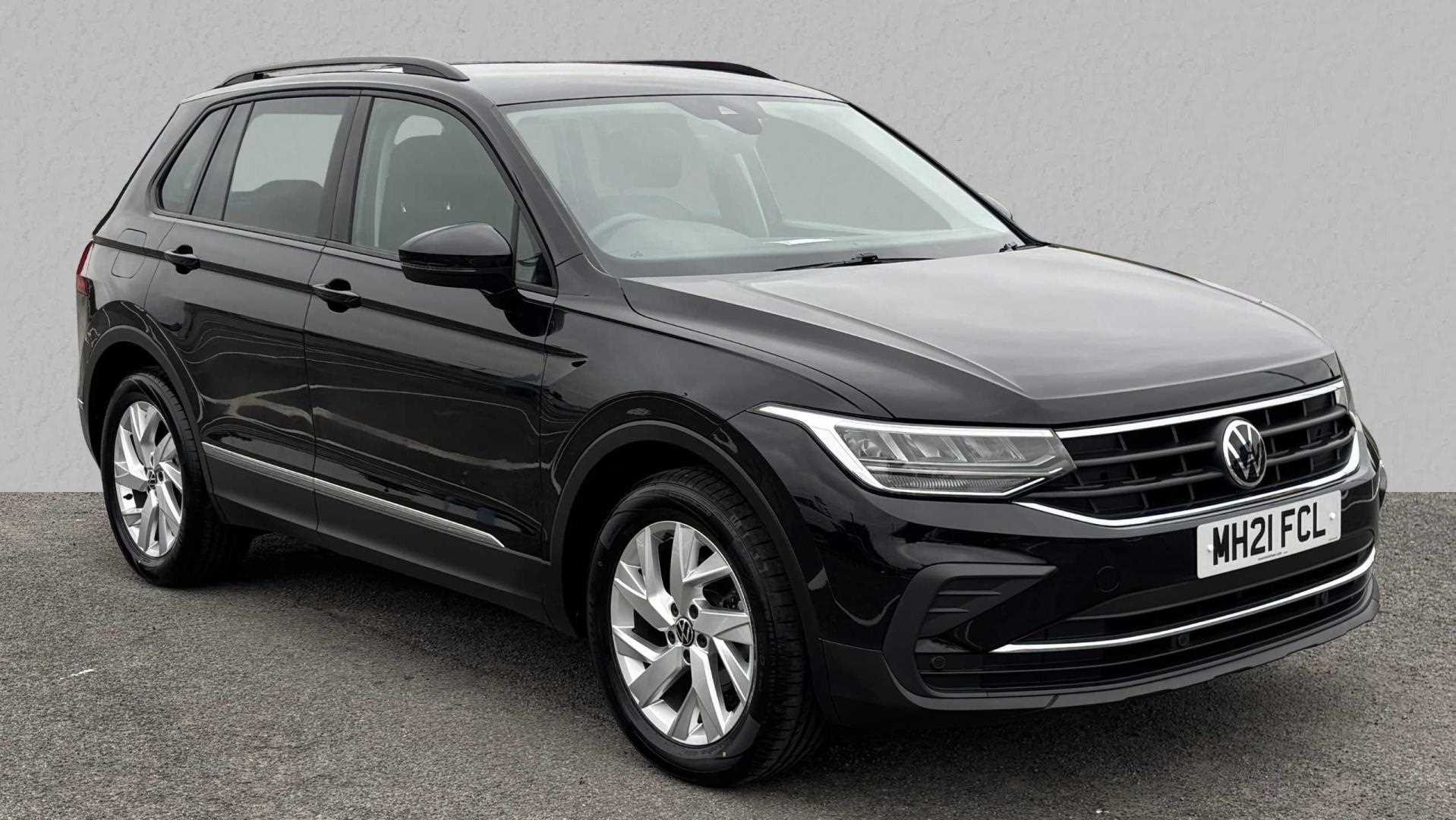 Main listing image - Volkswagen Tiguan