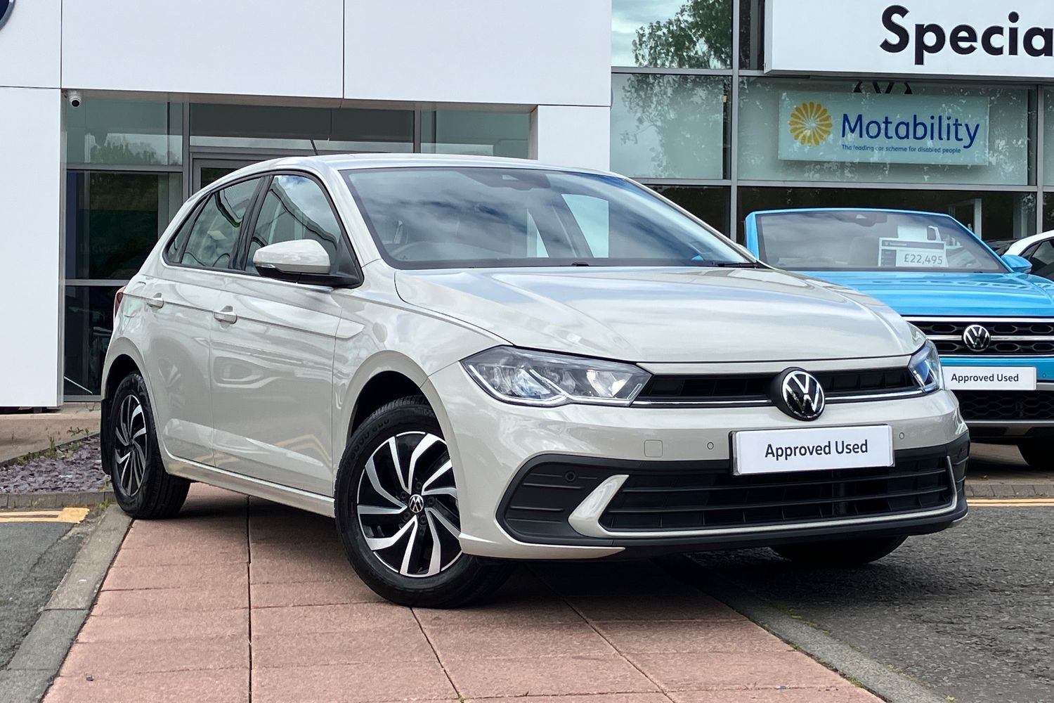 Main listing image - Volkswagen Polo