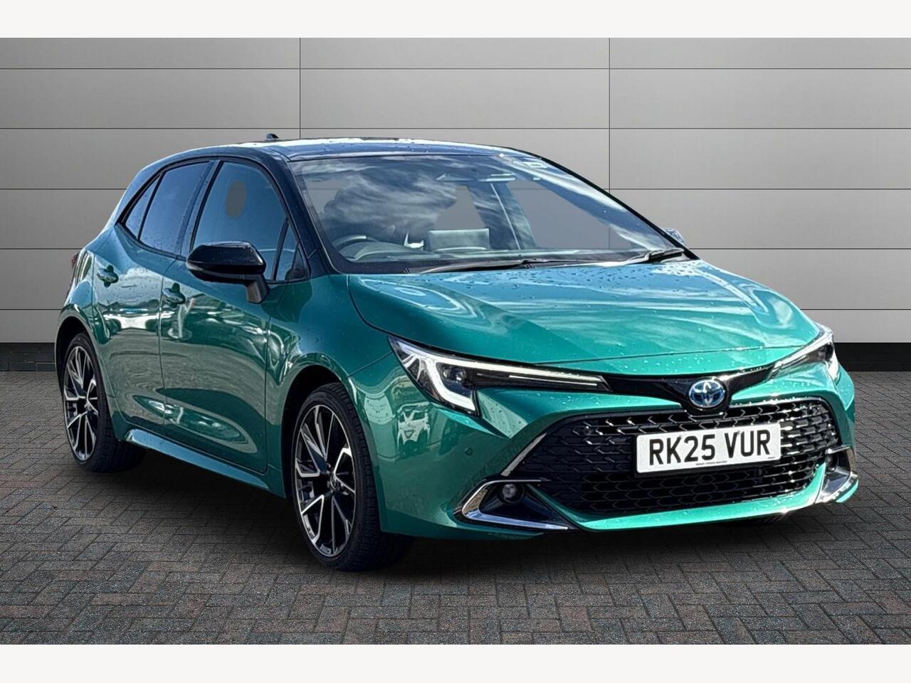 Main listing image - Toyota Corolla
