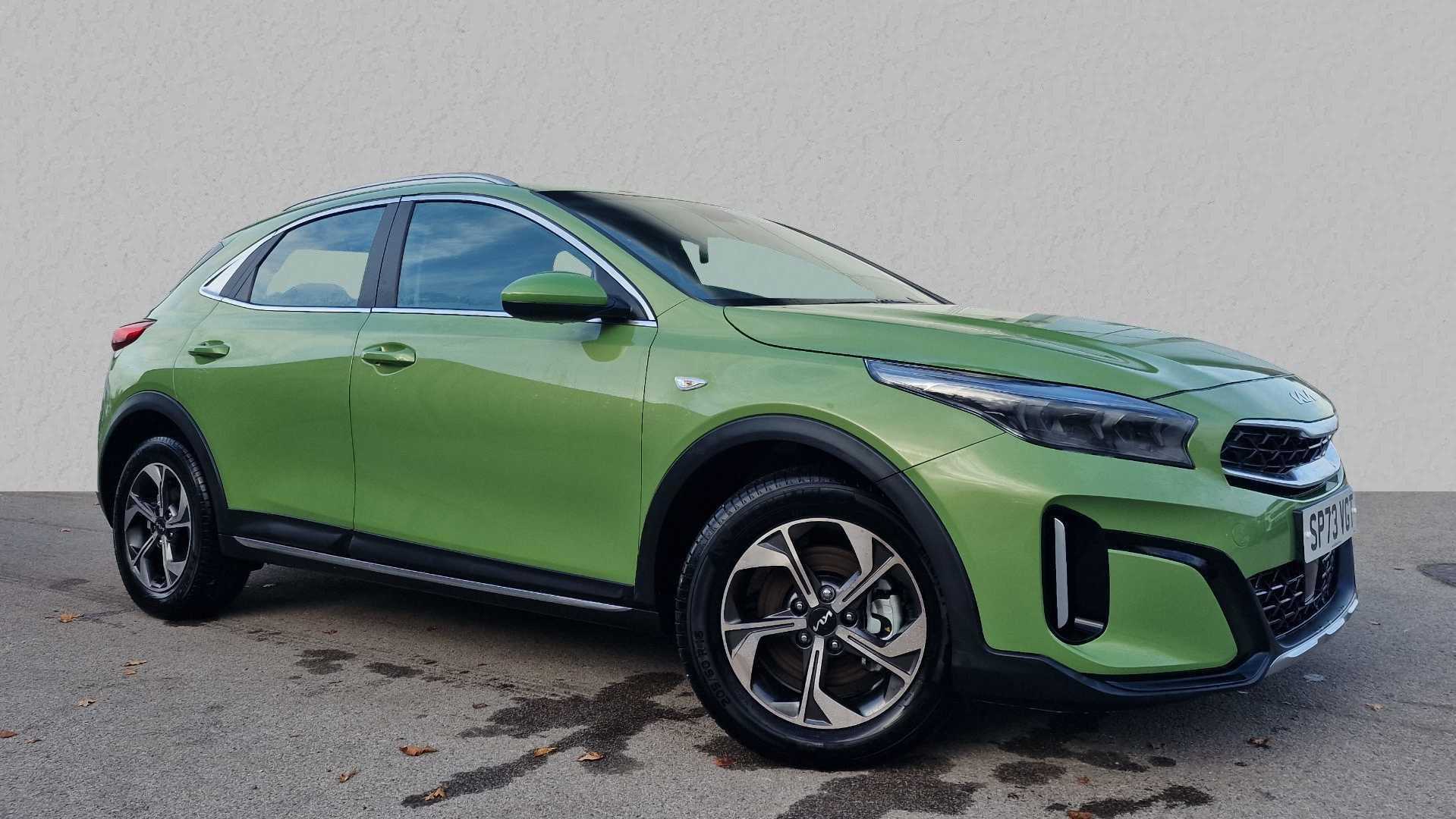 Main listing image - Kia XCeed