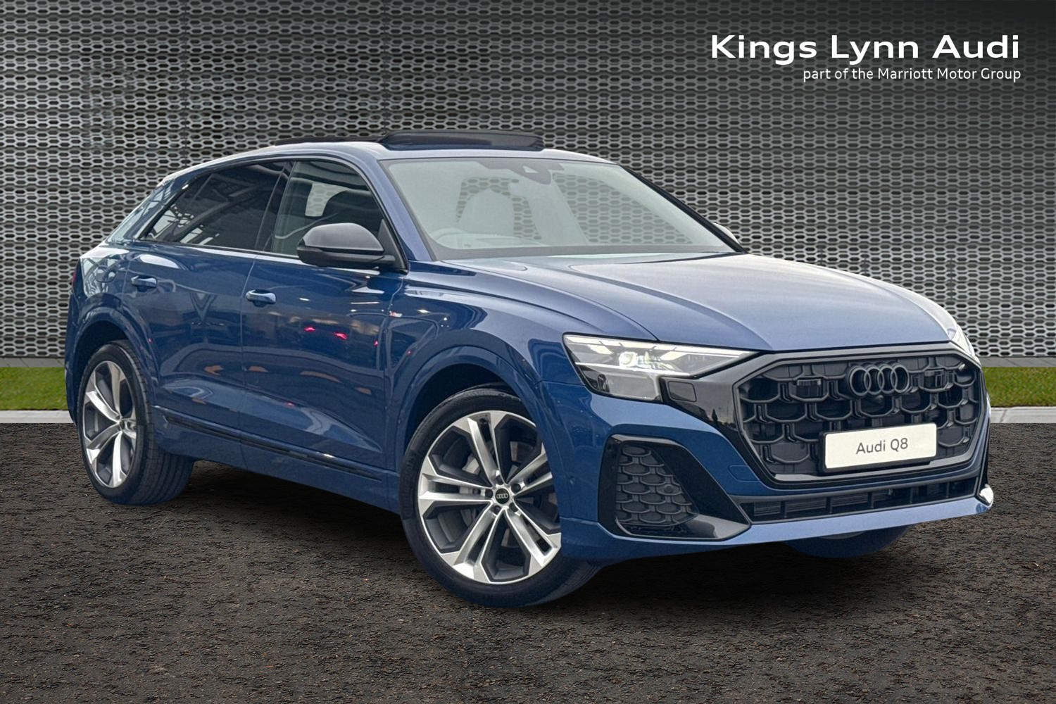 Main listing image - Audi Q8