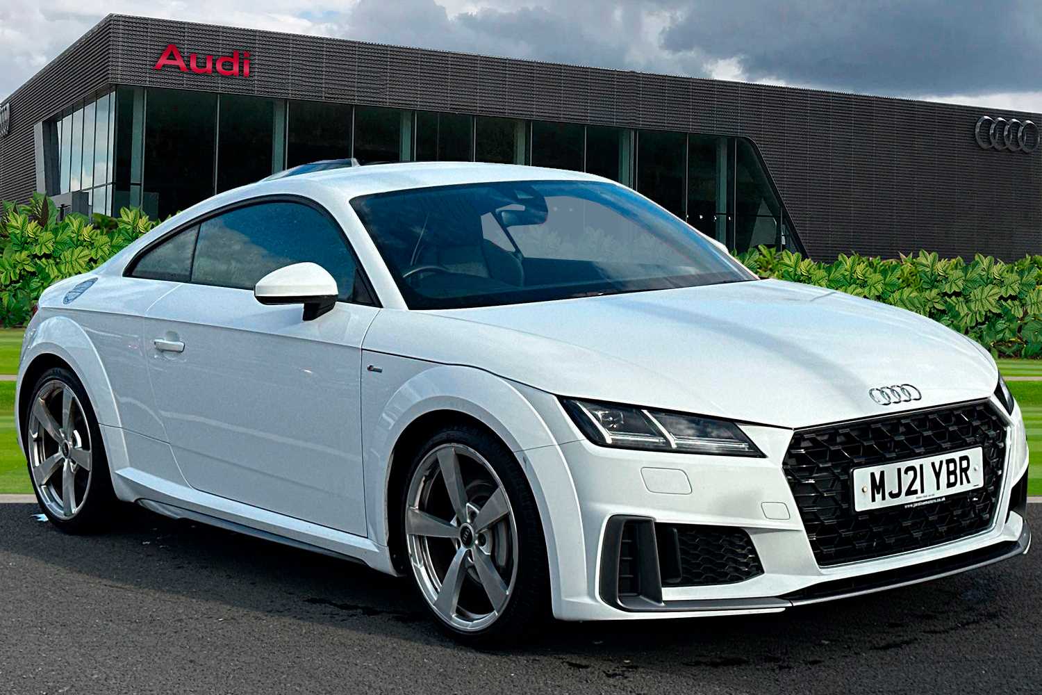 Main listing image - Audi TT