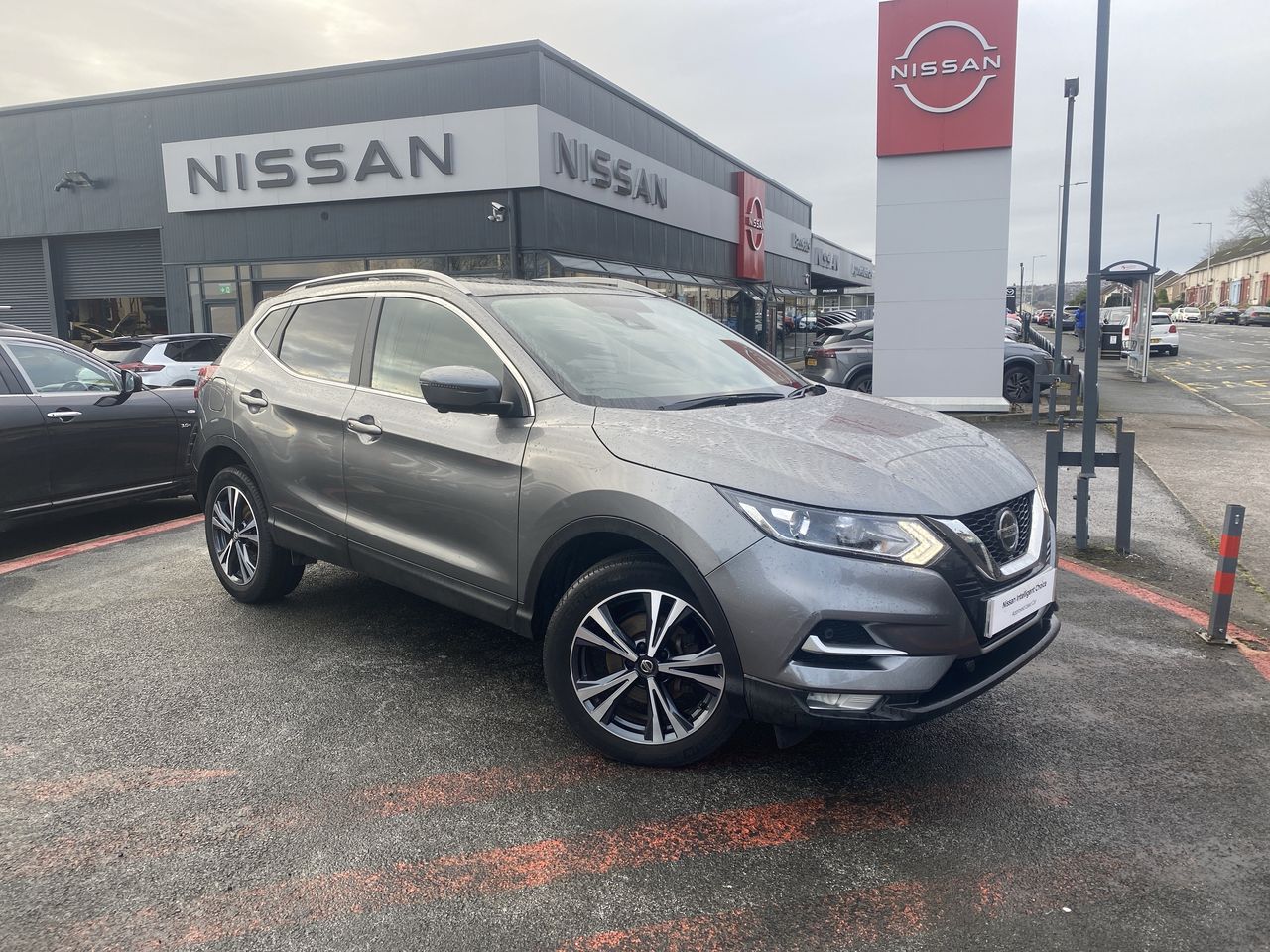 Main listing image - Nissan Qashqai