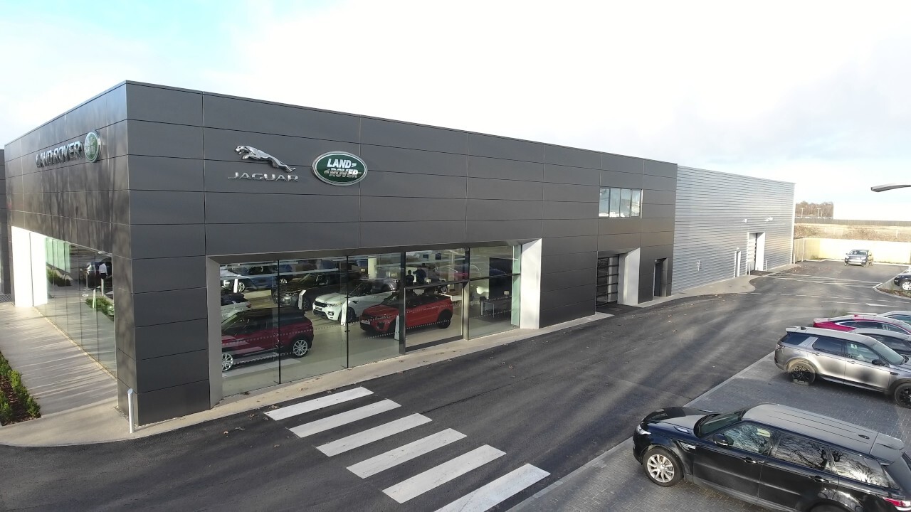 Main listing image - Land Rover Discovery Sport