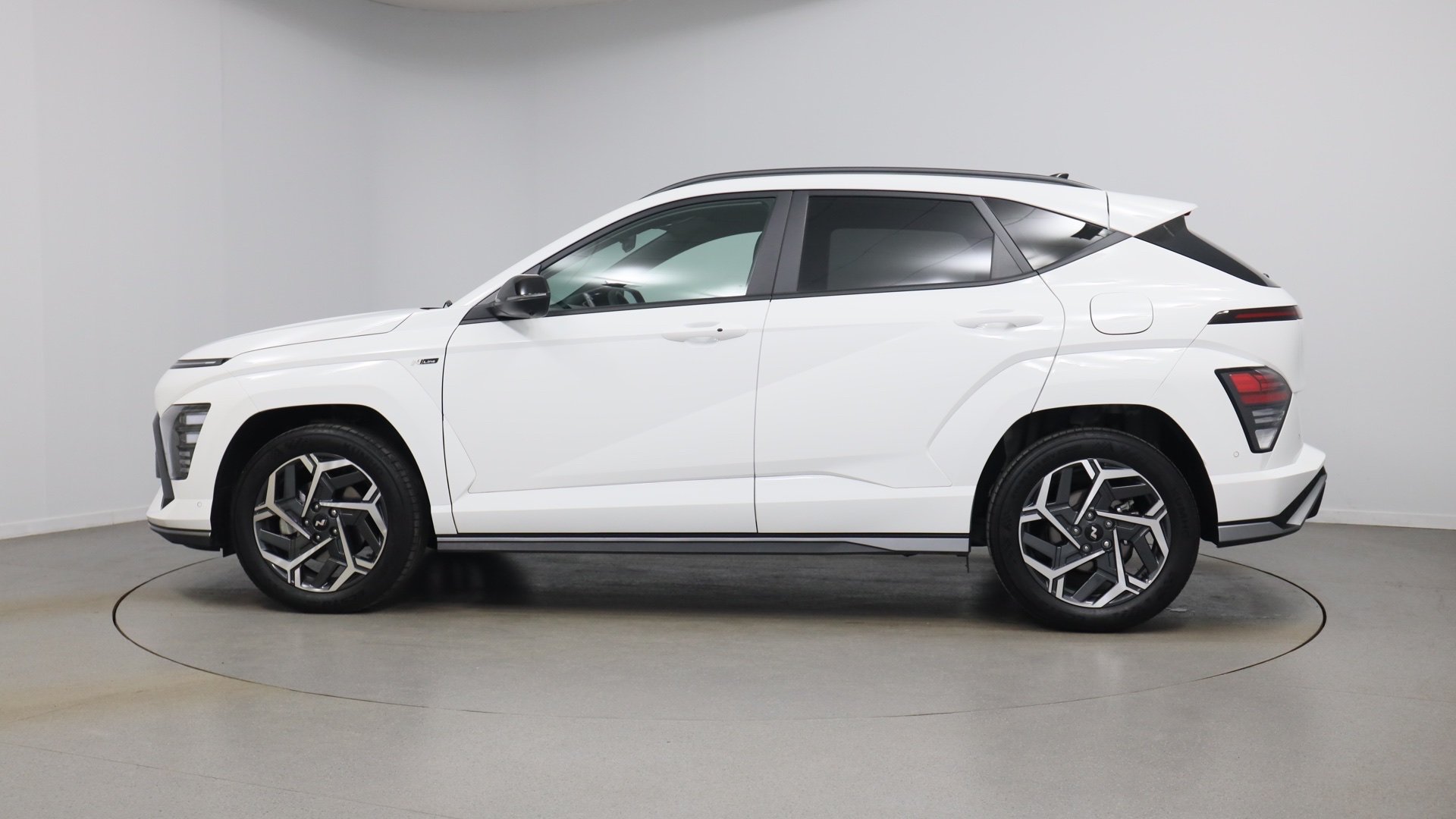 Main listing image - Hyundai Kona